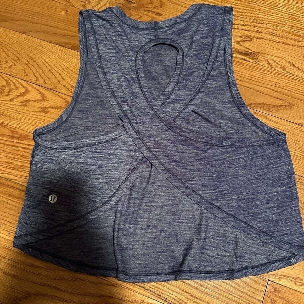 Lululemon fast as light tank
